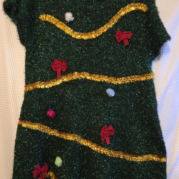 Festive Green Christmas Sweater Dress - Picture 5 of 5